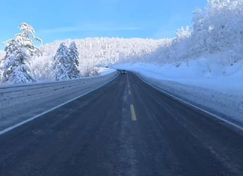 亚雪公路 亚雪公路